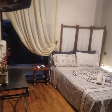 בית אירוח Private In A Shared Flat