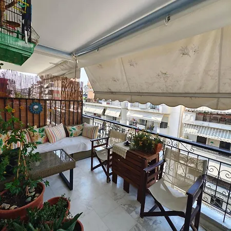 Private In A Shared Flat בית אירוח סלוניקי